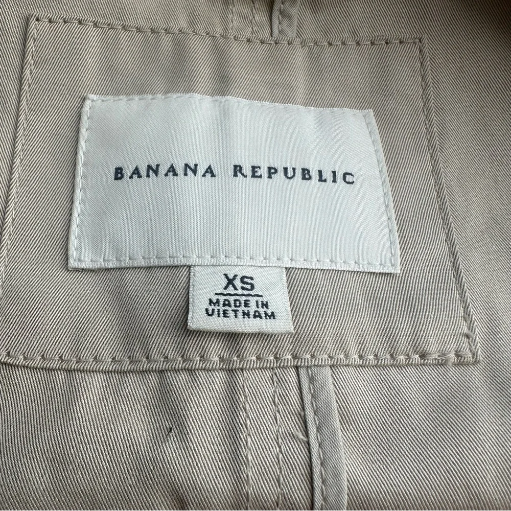Banana Republic Trench Coat Womens Khaki Short - Picture 6 of 7